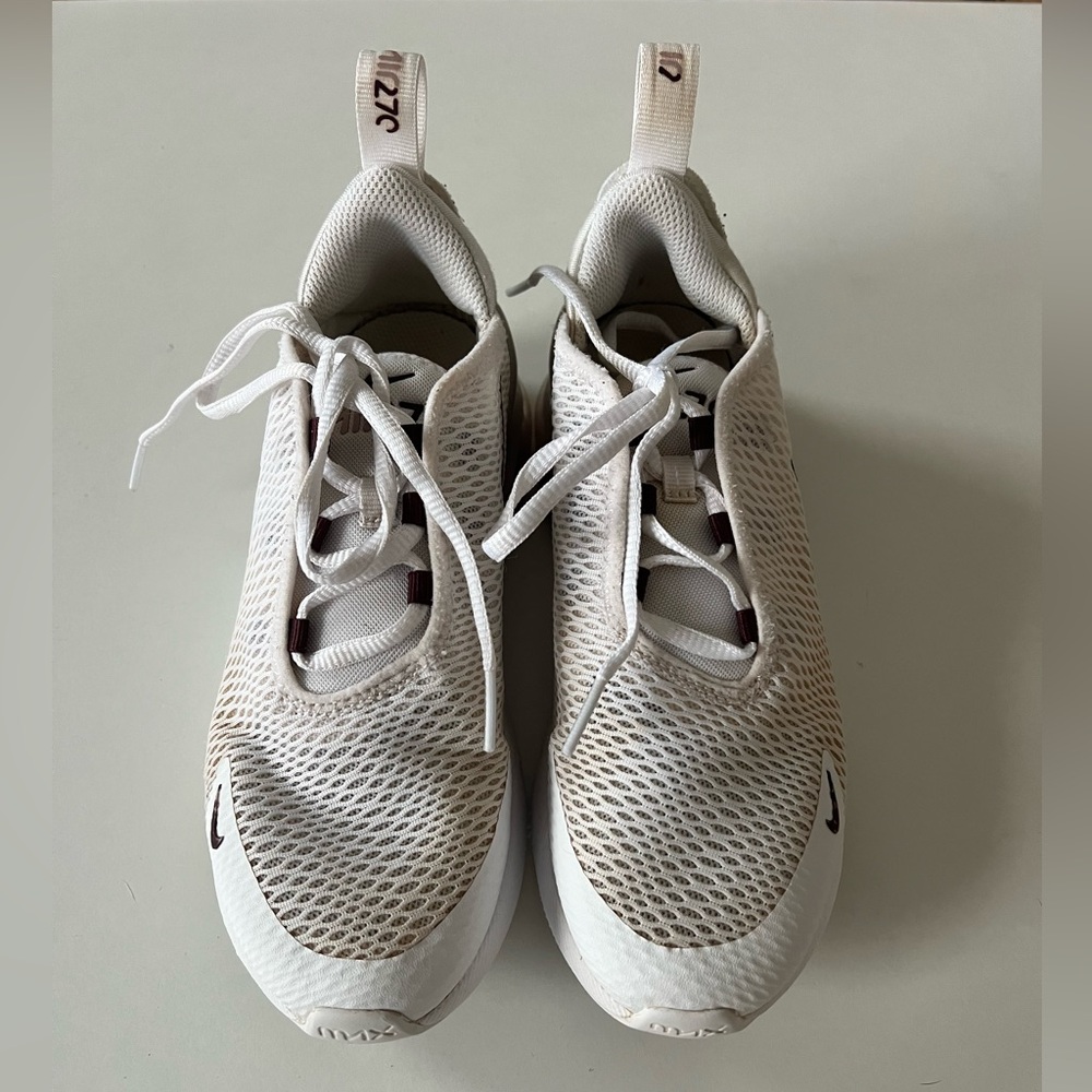 Nike Air Max 270 Girls Shoe